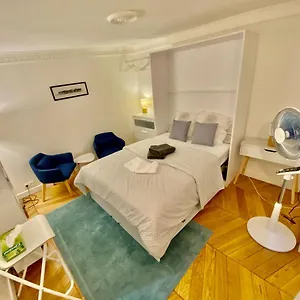  Apartamento Montmartre, Studio Tres Bien Localisé