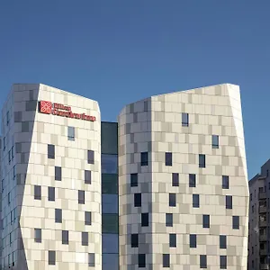 4* מלון Hilton Garden Paris Massy